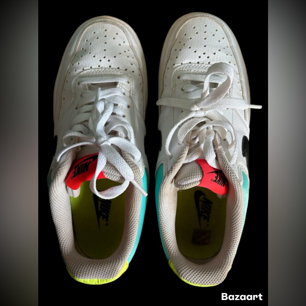 Nike White and Aqua Sneakers with Black Logo - Picture 2 of 5